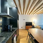 דירה Urban Flat 97 - Spacious 1 Bedroom In