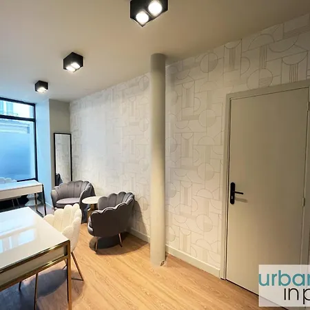 Lejlighed Urban Flat 97 - Spacious 1 Bedroom In
