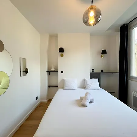 Urban Flat 97 - Spacious 1 Bedroom In * Παρίσι