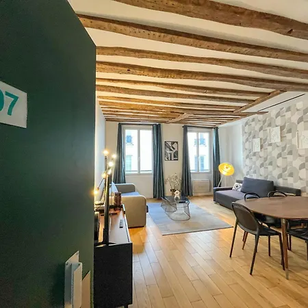 Urban Flat 97 - Spacious 1 Bedroom In * Παρίσι